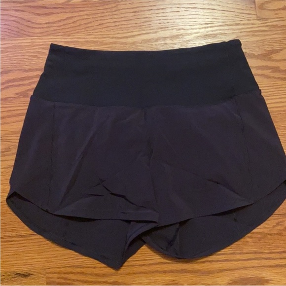 Lululemon Run “Speed Up” Short - Picture 3 of 4